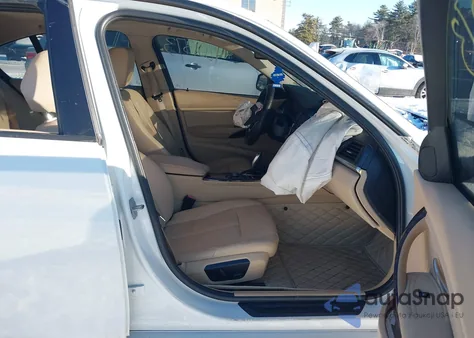 2014 BMW 328I xDrive z USA, uszkodzony, nr VIN WBA3B5C52EP543423